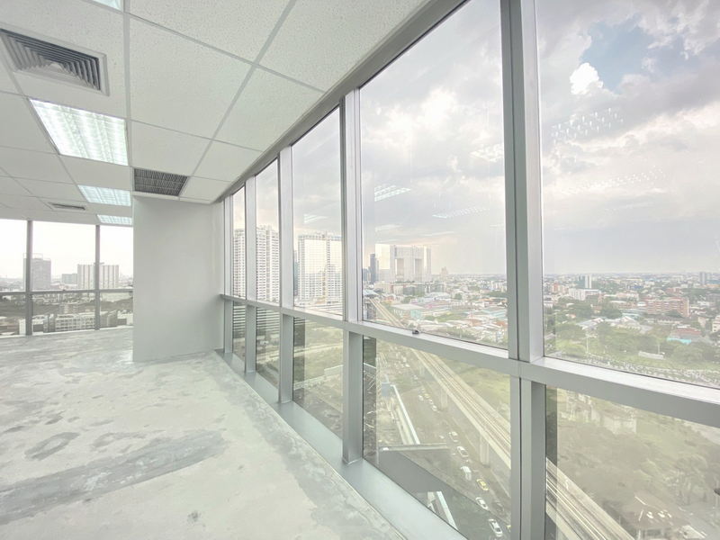 For Rent Bangkok Office Phaholyothin BTS Ha Yaek Lat Phrao MRT Phaholyothin Chatuchak BRE19564