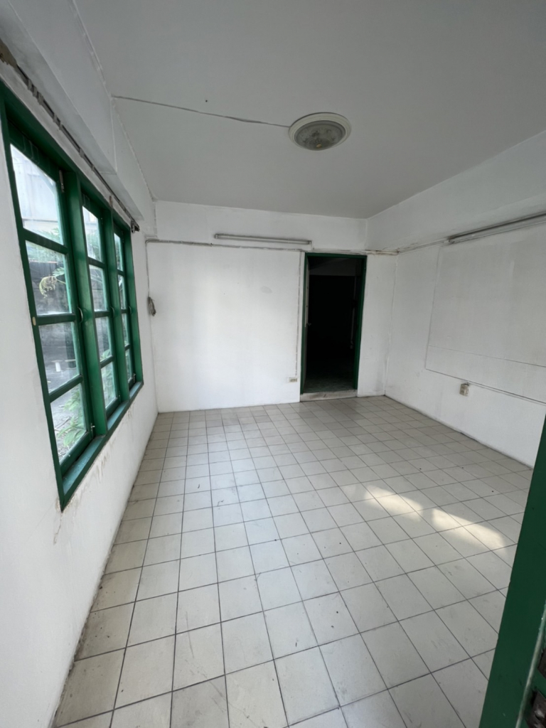 For Sale Bangkok Town House Sukhumvit BTS Thong Lo Watthana BRE18890