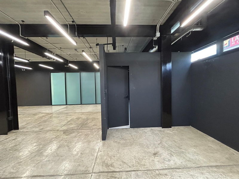 For Rent Bangkok Office MRT Lat Phrao Chatuchak BRE20128