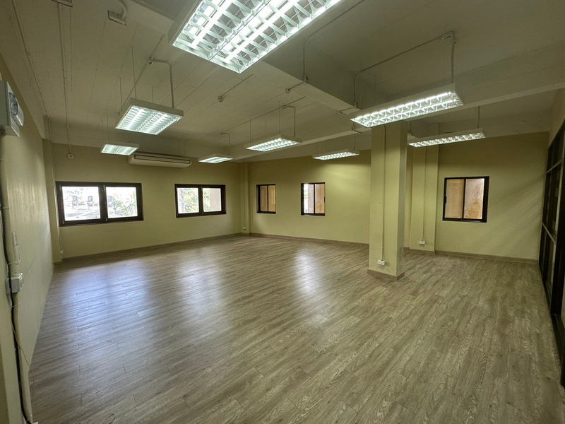 For Rent Bangkok Office Lat Phrao BTS Ha Yaek Lat Prao MRT Phahonyothin Chatuchak BRE20130
