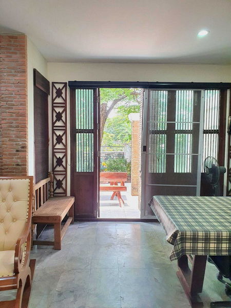 For Sale and Rent Bangkok Town House Sukhumvit BTS On Nut Watthana BRE20146