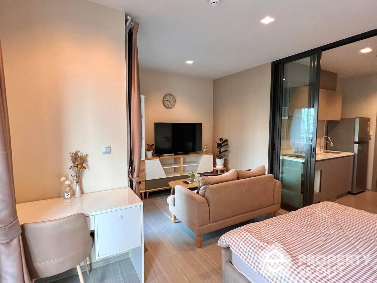 Modern Studio Condo at Life Asoke - Rama 9