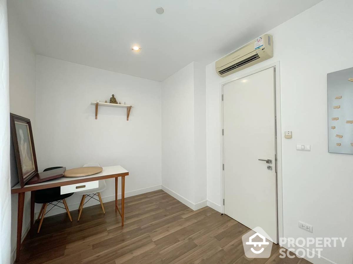2-BR Condo at The Room Sukhumvit 62