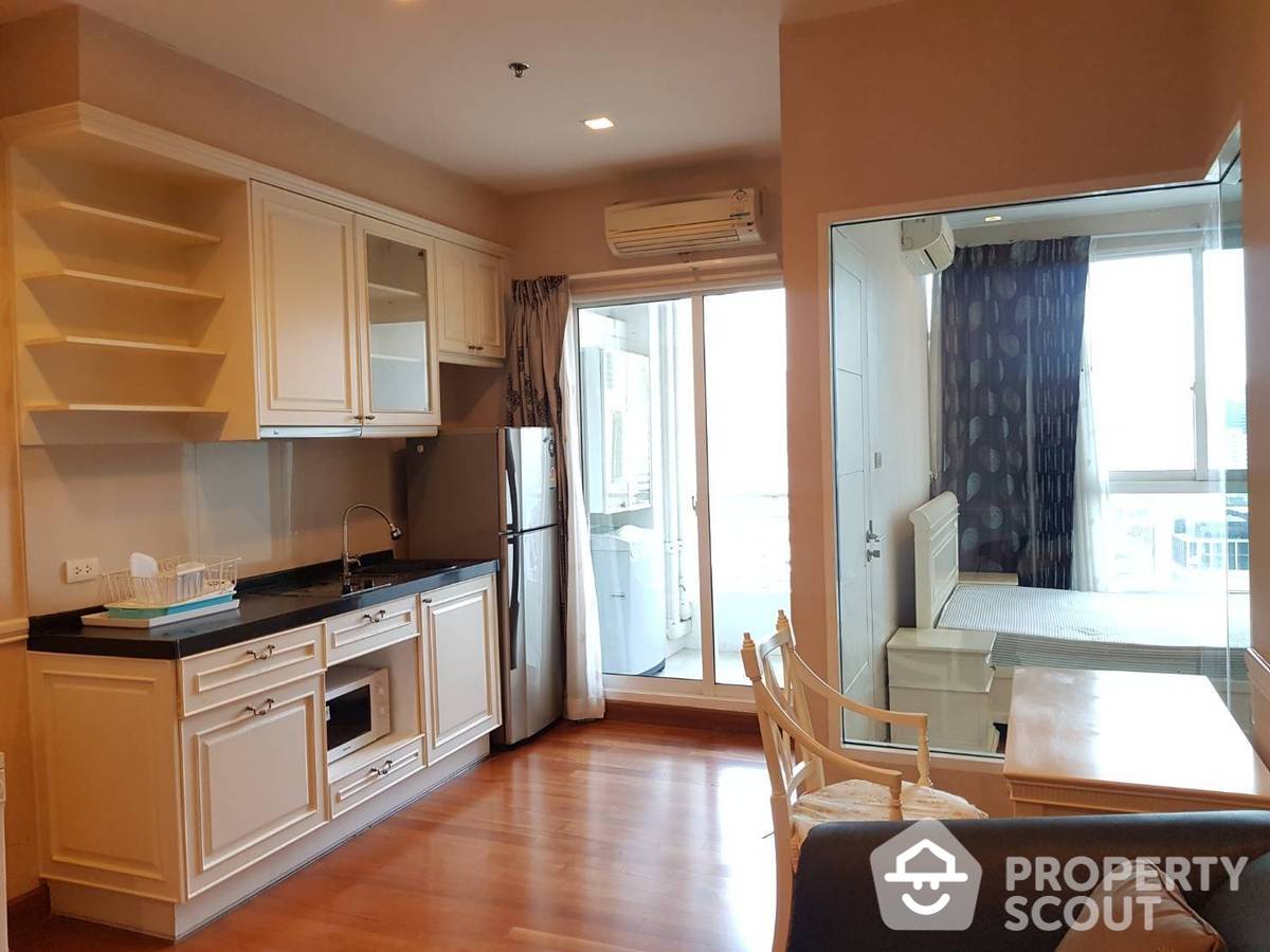 Wonderful High Rise 1-BR Condo at Ivy Sathorn 10