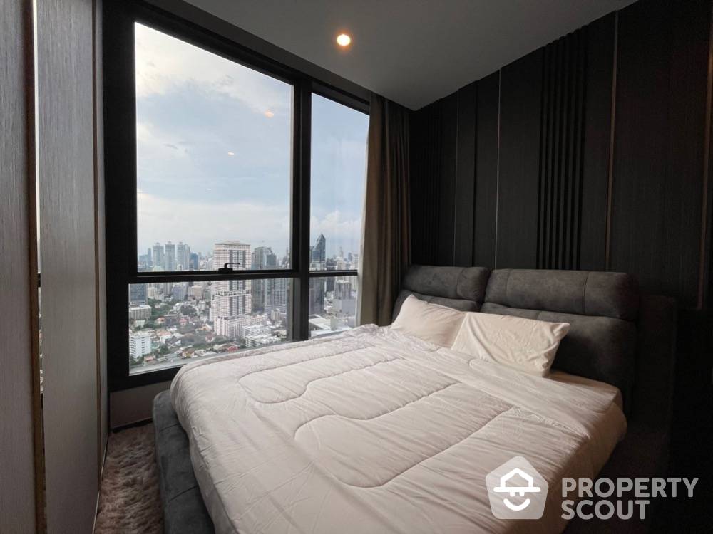Spectacular High Rise 1-BR Condo at The Esse Sukhumvit 36