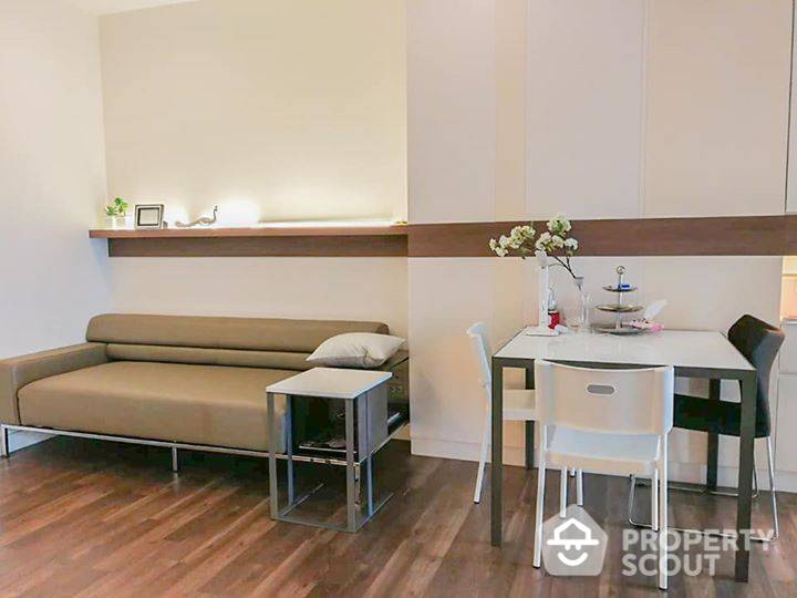 1-BR Condo at The Room Sukhumvit 62