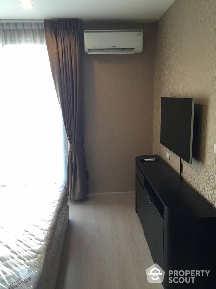1-BR Condo at Rhythm Sukhumvit 44/1