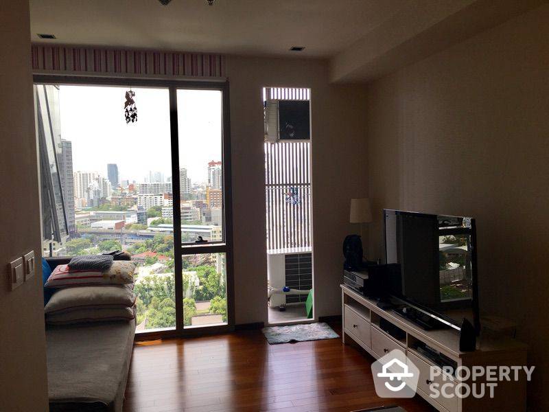 Amazing High Rise 1-BR Condo at Ashton Morph 38