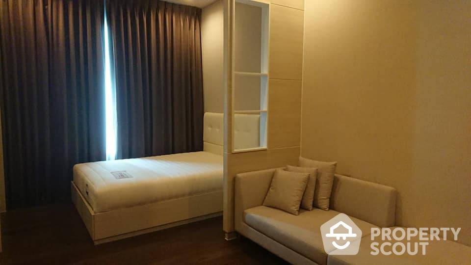 Amazing High Rise 1-BR Condo at Q Asoke