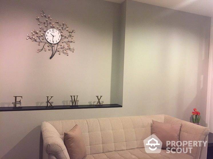 Spectacular High Rise 1-BR Condo at Rhythm Sukhumvit 44/1