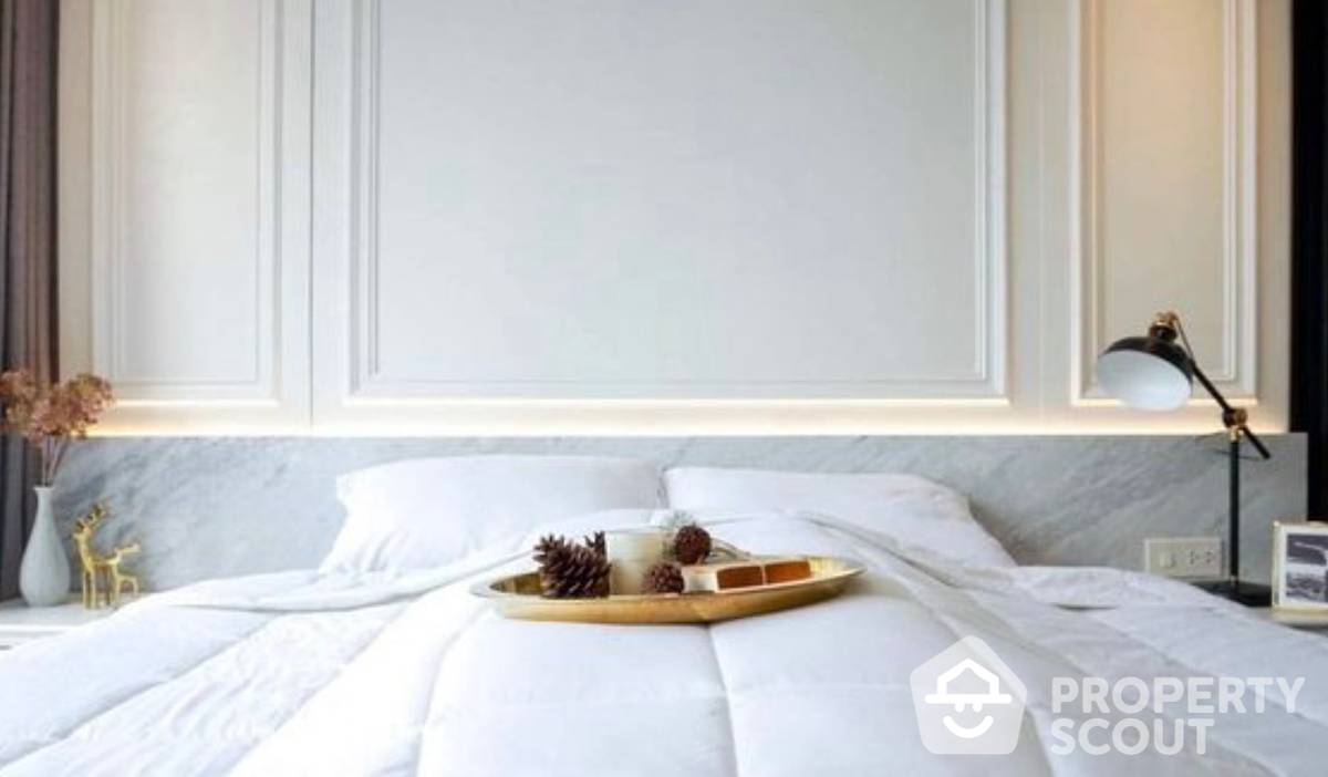 Amazing High Rise 1-BR Condo at Noble Revo Silom