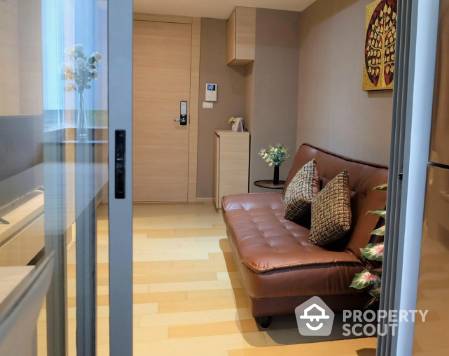 Contemporary 2-BR Condo at Ideo Mobi Sukhumvit 40