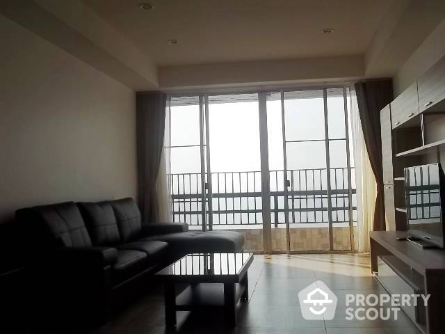Wonderful High Rise 4-BR Penthouse