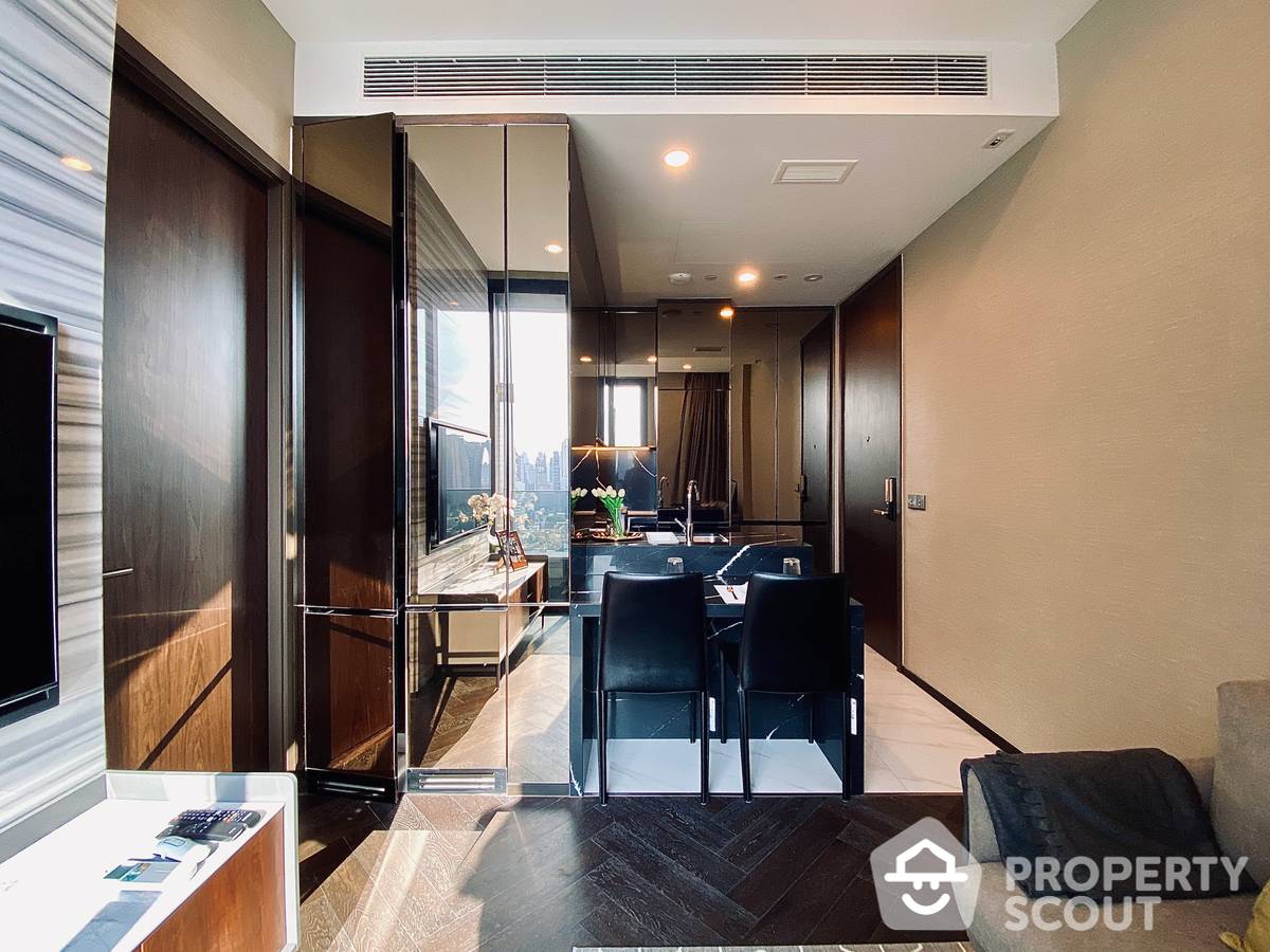 Amazing High Rise 1-BR Condo at The Esse Sukhumvit 36
