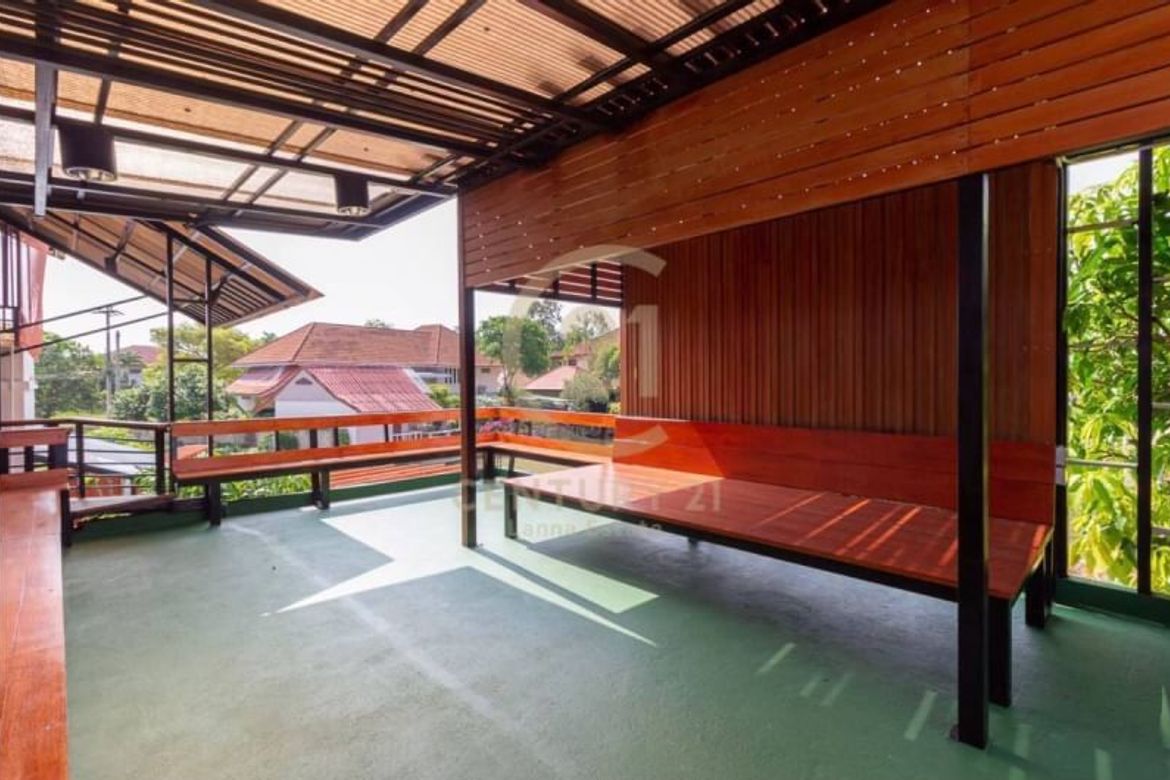 บ้านให้เช่า มีรั้วล้อมรอบ ห่างจากเซ็นทรัลเฟสติวัล 10 นาที