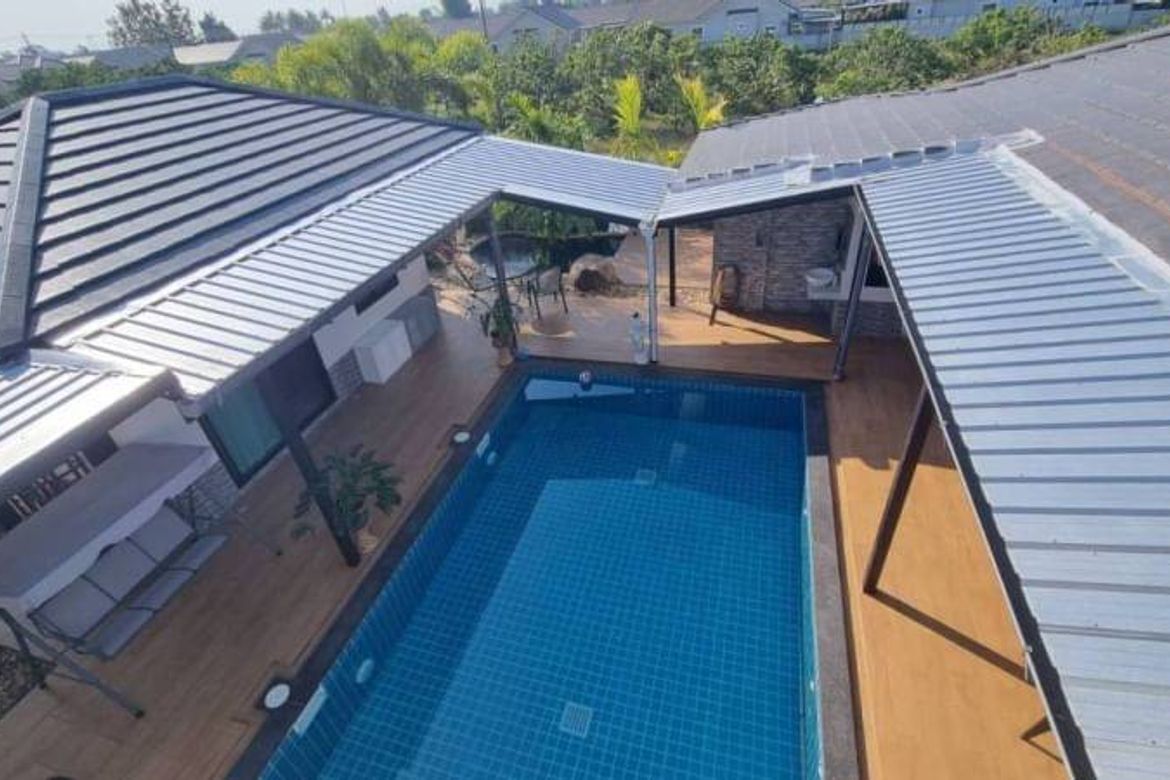 House available for rent / sale, luxury pool villa, big house, near the city