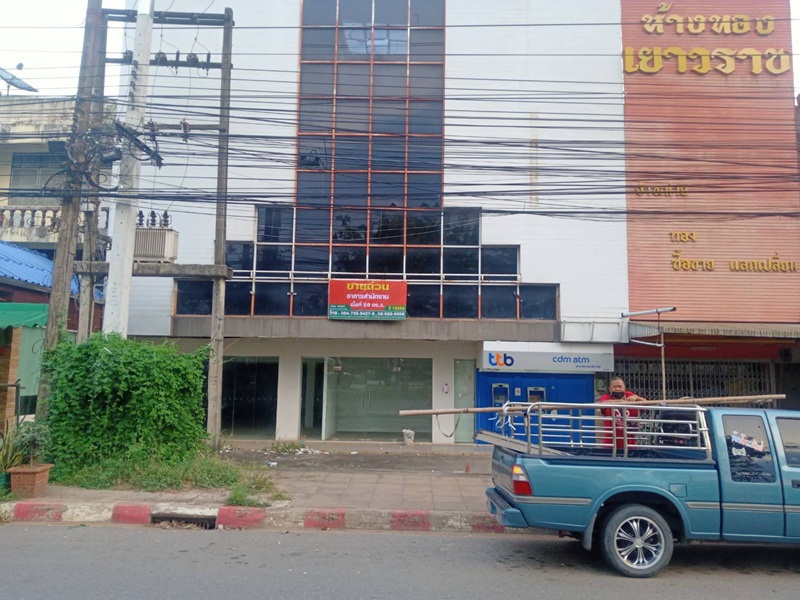 สำนักงาน-3-คูหา