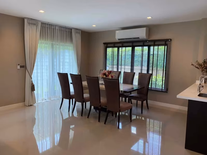4 Bedroom House