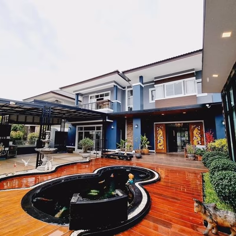 4 Bedroom House