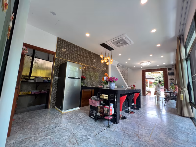 4 Bedroom House