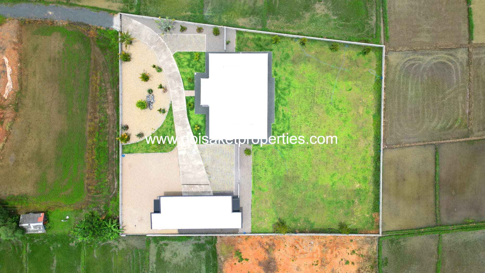 Beautiful 4-Bedroom Modern Home with Great Mountain Views for Sale in Pa Pong, Doi Saket