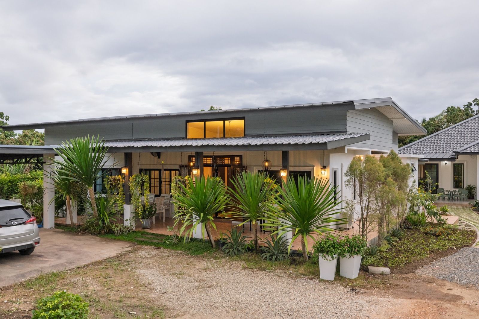 Exquisite Chiang Mai Garden Estate: A Private Escape