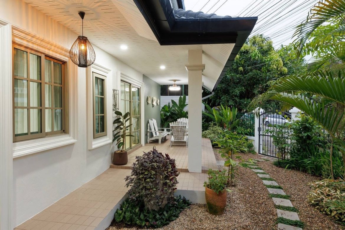 Beautifully Landscaped 5 Bedroom House for Sale in Hang Dong