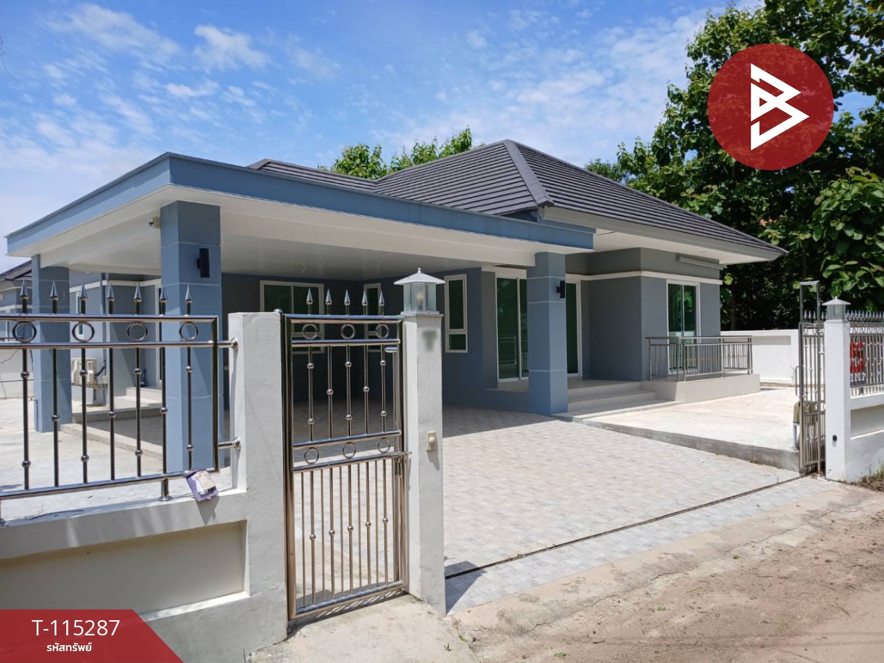 ขายบ้านเดี่ยวพร้อมที่ดิน เนื้อที่ 94.9 ตร.วา ท่าเสา อุตรดิตถ์