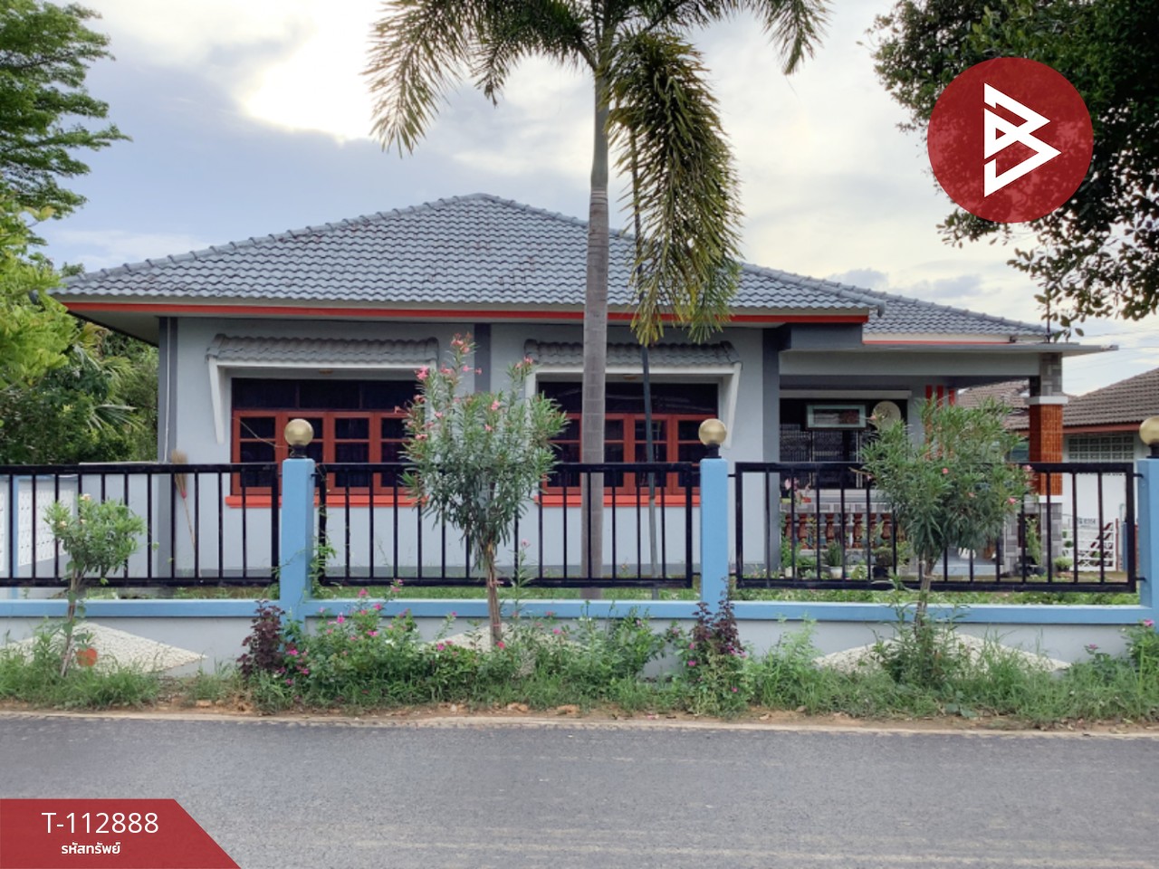 ขายบ้านเดี่ยวพร้อมที่ดิน เนื้อที่ 2 ไร่ 95.4 ตร.วา หาดกรวด อุตรดิตถ์