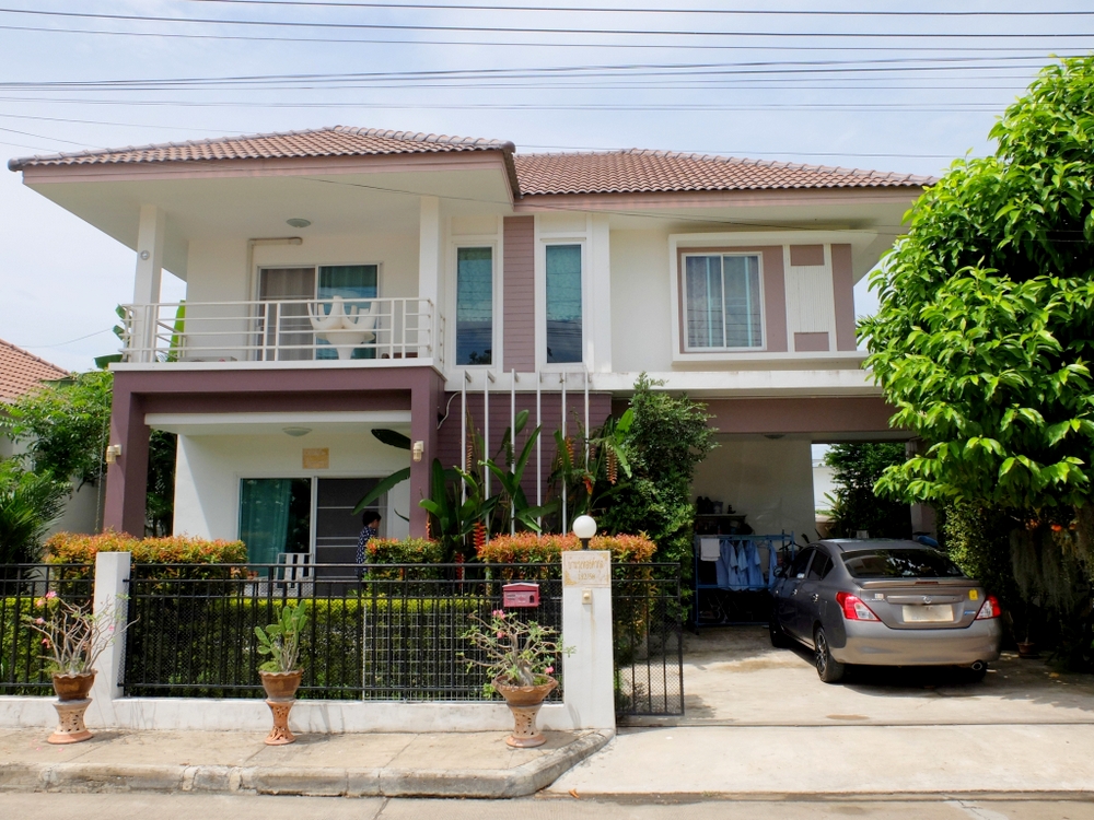 Furnished 3 Bedroom Family Home For Sale in San Kamphaeng