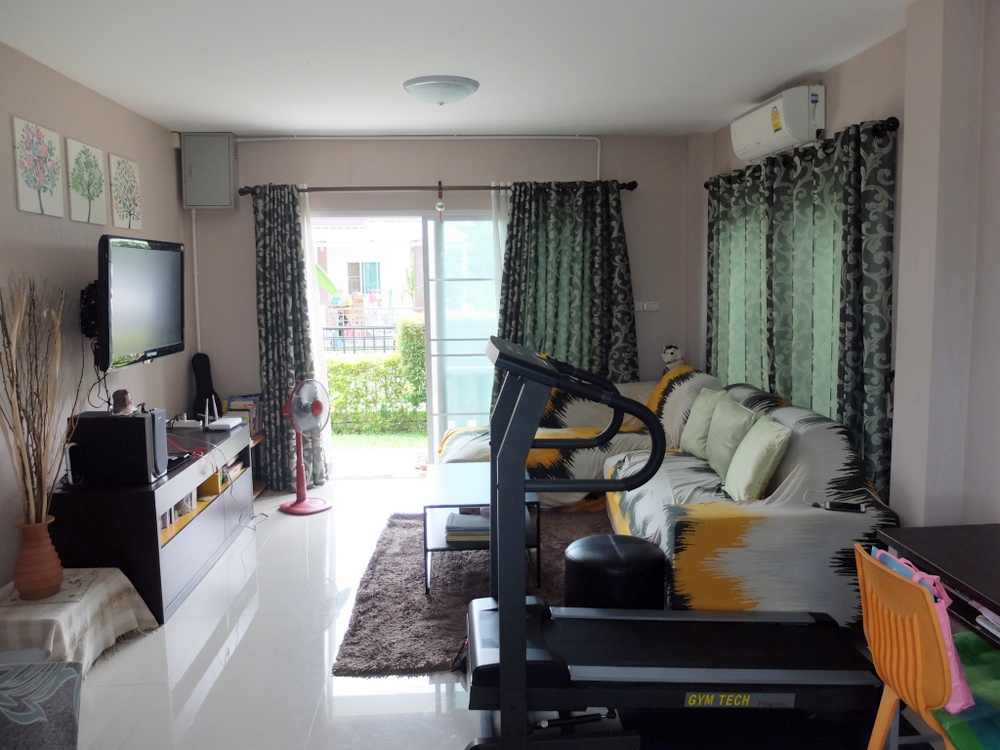 Furnished 3 Bedroom Family Home For Sale in San Kamphaeng