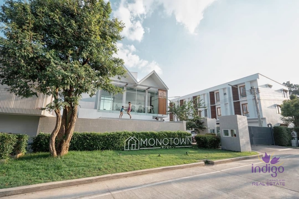 Modern 3 Bedroom Townhouse for sale  at Monotown Chiang Mai, near Meechok Plaza and Central Festival, Faham ,Muang ,Chiang Mai