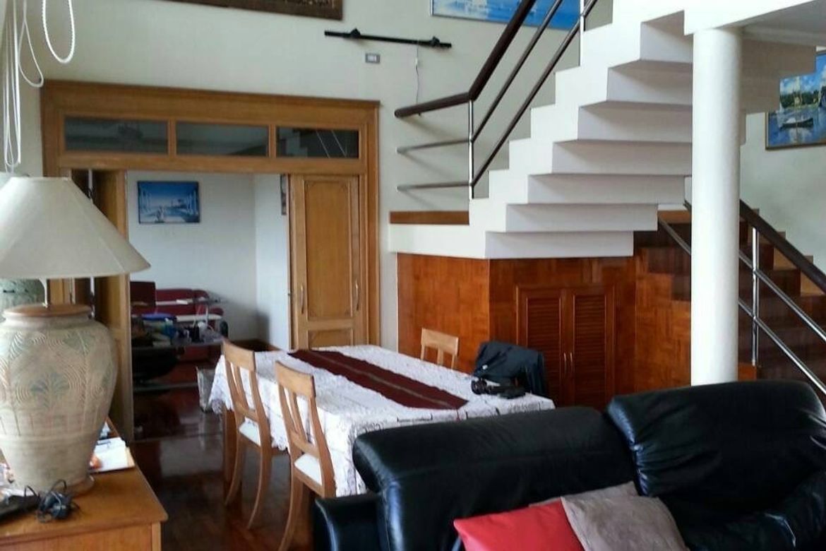 A duplex unit for sale in Wat Gate, Muang Chiang Mai