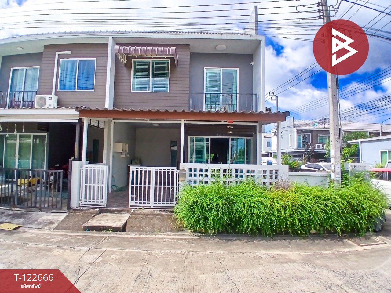 ขายทาวน์เฮ้าส์ หมู่บ้านเดอะคัลเลอร์ส เลชเชอร์ บางนา กม.8 (The Colors Leisure Bangna KM.8) สมุทรปราการ