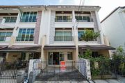 ขาย ทาวน์โฮม 3 ชั้น บ้านกลางเมือง สาทร-ตากสิน 2 ขนาด 20 ตรว. 3 ห้องนอน 3 ห้องน้ำ ใกล้ BTS วุฒากาศ