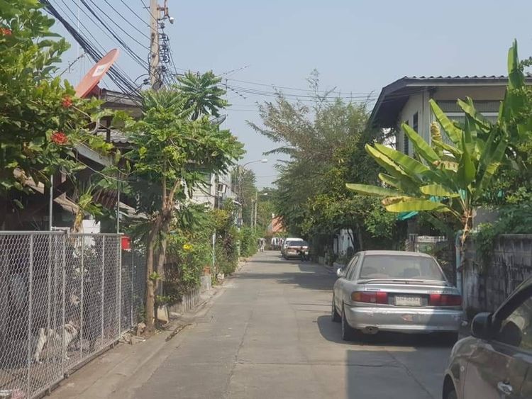ขายด่วน ที่ดิน ซ.พหลโยธิน58แยก53 พื้นที่ 50 ตรว. ใกล้สถานีรถไฟฟ้า, ภาพที่ 4