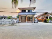A6MG0789 อาคารสำนักงาน สำนักงาน Office 2 ห้องนอน 2 ห้องน้ำ เนื้อที่ใช้สอย 80 ตรม. เนื้อที่ดิน 15  ตรว.  6,000 / เดือน  