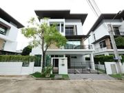 ขายบ้านเดี่ยว 3 ชั้น ย่าน กรุงเทพกรีฑา โครงการ เนอวาน่า บียอนด์ ไลท์ พระราม9 ใกล้ สถานีทับช้าง