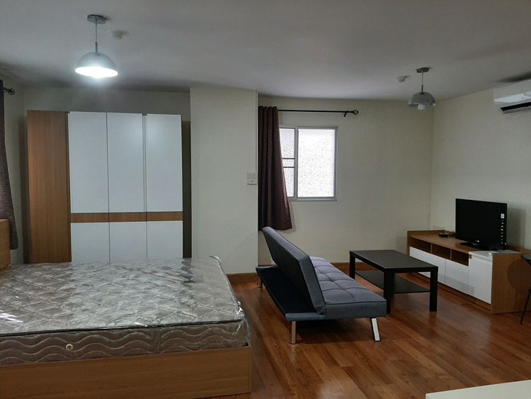 ให้เช่าด่วน คอนโดลุมพินีเซ็นเตอร์ สุขุมวิท 77 อาคาร อี ชั้น 6 ตรม. 8500, ภาพที่ 4