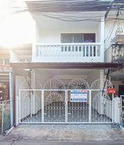 ทาวน์เฮ้าส์ ม.ซอยเรวดี48 ติวานนท์ ใกล้ เซ็นทรัลรัตนาธิเบศร์