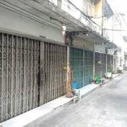 ขายบ้านเดี่ยว 3 ชั้น ทำเลสาทร สามารถรีโนเวทเพื่อเข้ามาอาศัยได้		