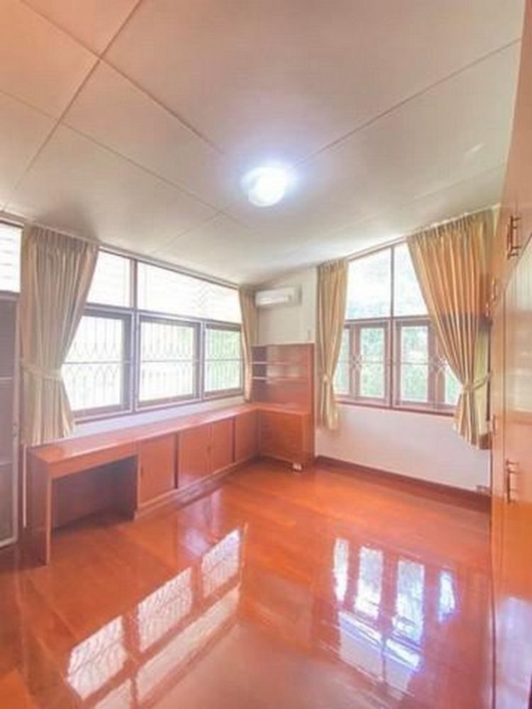 ให้เช่าบ้านเดี่ยว 2 ชั้น 280 ตร.วา 5 ห้องนอน ใจกลางเมือง 18 BTS พระโขนง, ภาพที่ 4