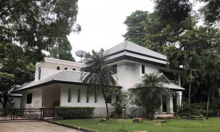 ขายหรือให้เช่าบ้านเดี่ยว2ชั้นพร้อมสระว่ายน้ำ ย่านปากเกร็ด นนทบุรี , ภาพที่ 4