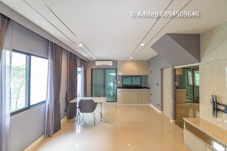 ขายทาวน์โฮม 3 ชั้น บ้านกลางเมือง รามอินทรา-วัชรพล 28 ตรว. 3 ห้องนอน 3 5, ภาพที่ 4