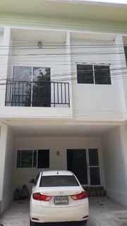 ขาย ทาวน์โฮม ในโครงการ บ้านพร้อมอยู่ ตำบลนอกเมือง อำเภอเมืองสุรินทร์ จังหวัดสุรินทร์