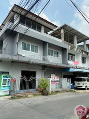 ขายโฮมออฟฟิศ 2 ชั้น 14 ตรว. หมู่บ้านรามอินทรานิเวศน์ ถ.รามอินทรา67 แยก12 ใกล้รถไฟฟ้าสายสีชมพู