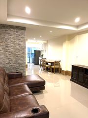 ขาย ทาวน์เฮ้าส์สวยพร้อมอยู่ ใกล้เซ็นทรัลบางนา 0917232192
