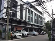 ให้เช่าโฮมออฟฟิศ 4 ชั้น ซอยวิภาวดี 20 เดินทางสะดวกใกล้ถนนวิภาวดีรังสิต เหมาะทำสำนักงาน