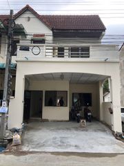 บ้านทาวน์เฮ้าส์ 2 ชั้น 3 ห้องนอน 2 ห้องน้ำ เนื้อที่ 22 ตารางวา