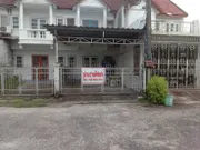 ทาวน์โฮมให้เช่า มีที่จอดรถ น้ำไม่ท่วม
